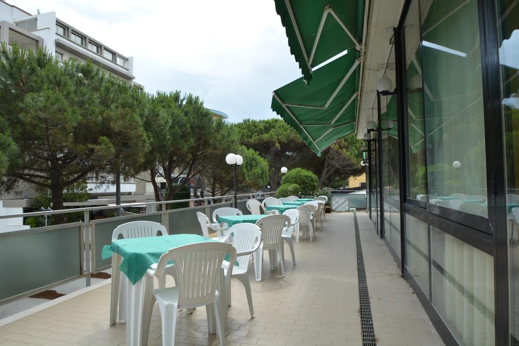 Hotel Europa Rimini Buitenkant foto
