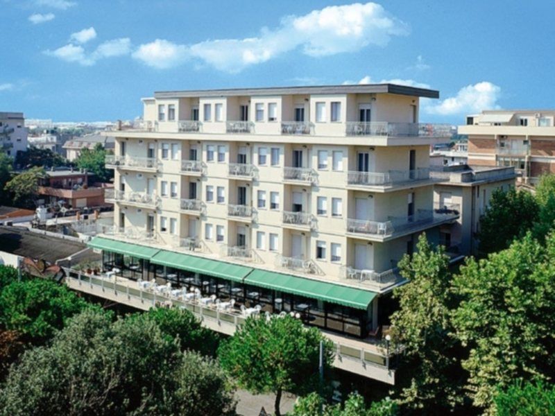 Hotel Europa Rimini Buitenkant foto
