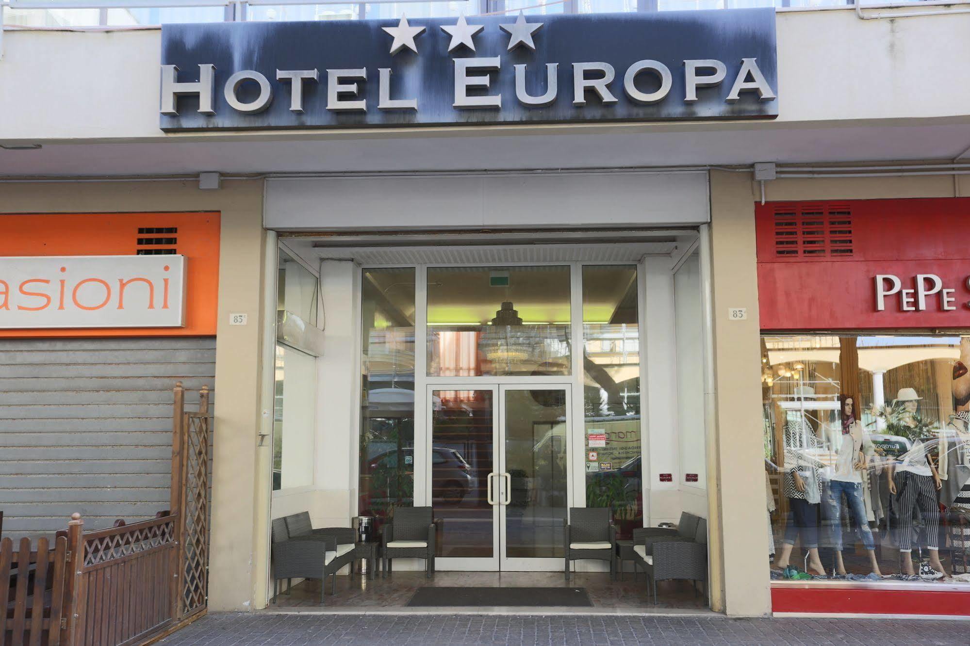Hotel Europa Rimini Buitenkant foto